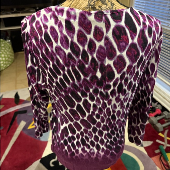 Calvin Klein Purple Patterned V-Neck Blouse size Large - Picture 4 of 8